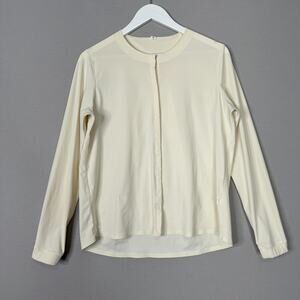 Lululemon Shirt Womens 6 Cream Button Up Tech Pleated Back Travel Commute Career